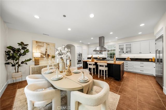 56 Crabapple, Irvine, CA 92620