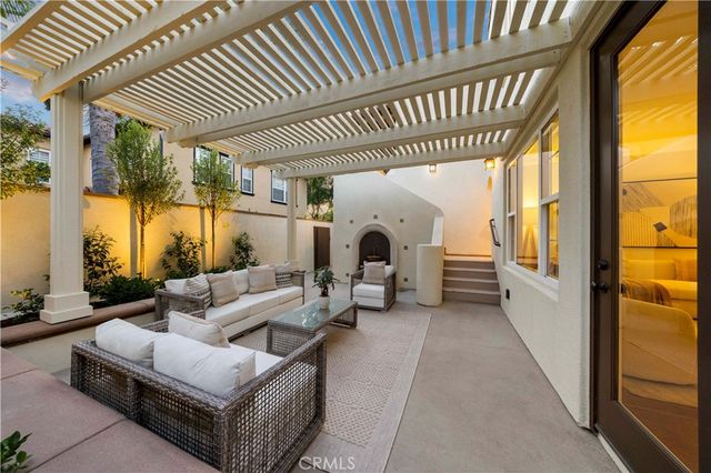 56 Crabapple, Irvine, CA 92620