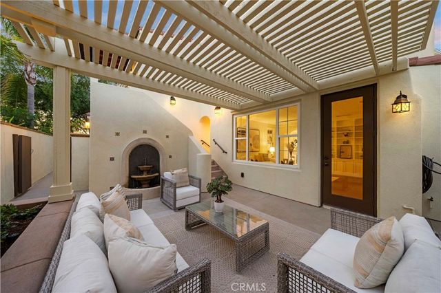 56 Crabapple, Irvine, CA 92620