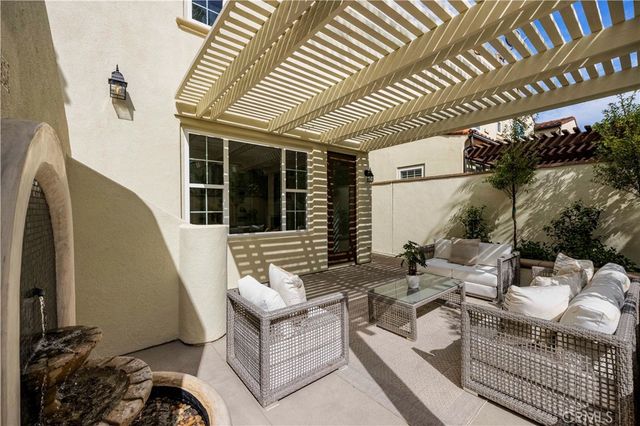 56 Crabapple, Irvine, CA 92620