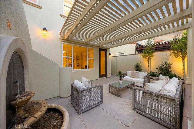 56 Crabapple, Irvine, CA 92620