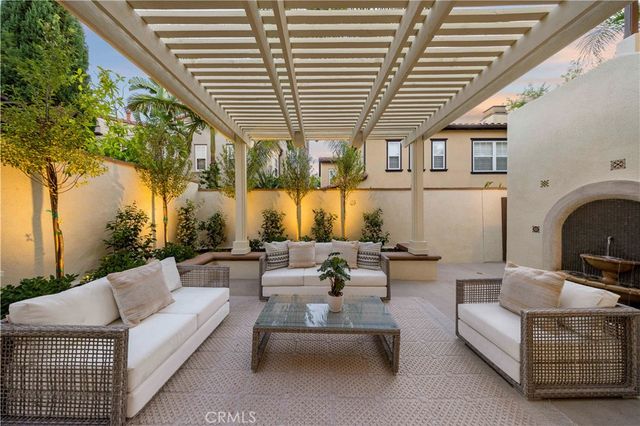 56 Crabapple, Irvine, CA 92620