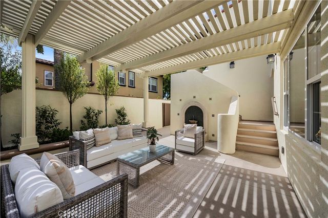 56 Crabapple, Irvine, CA 92620