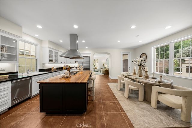 56 Crabapple, Irvine, CA 92620