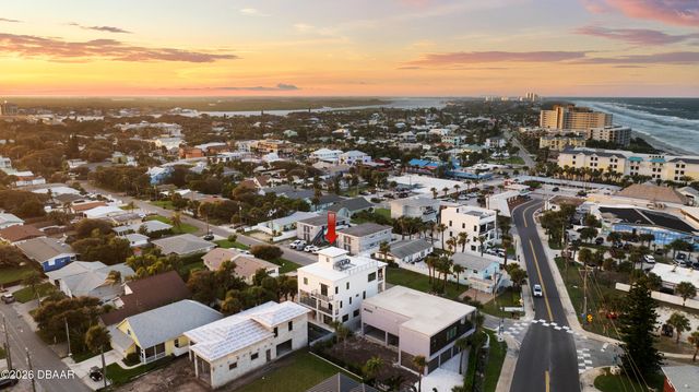 427 Columbus Avenue, New Smyrna Beach, FL 32169