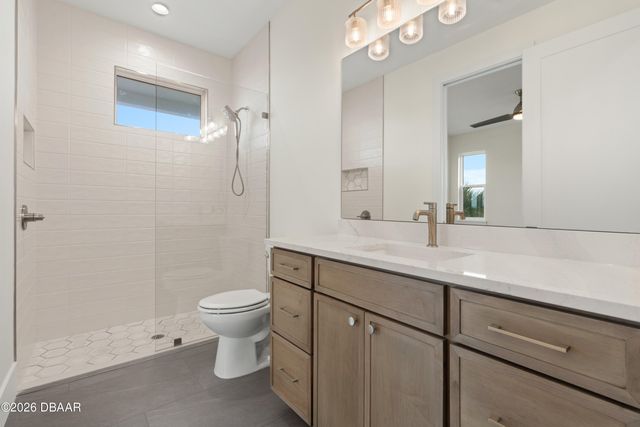 427 Columbus Avenue, New Smyrna Beach, FL 32169