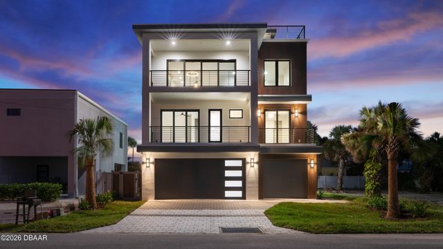 427 Columbus Avenue, New Smyrna Beach, FL 32169