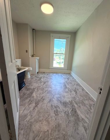 330 Sycamore Street, Carlisle, KY 40311