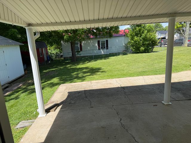 330 Sycamore Street, Carlisle, KY 40311