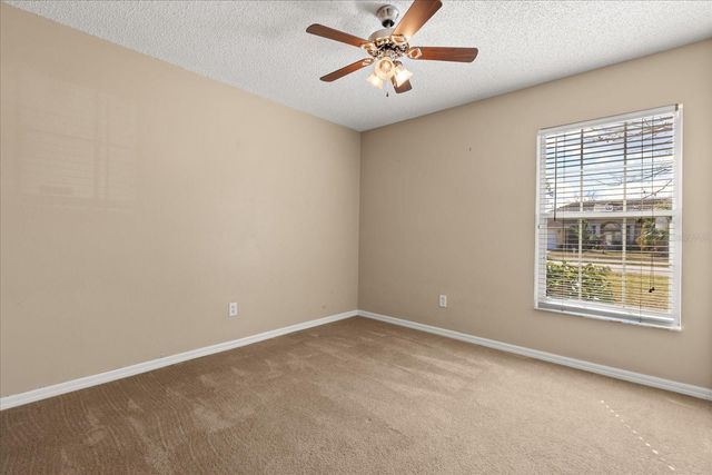 33 BANNERWOOD LANE, Palm Coast, FL 32137