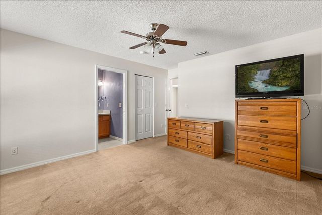 33 BANNERWOOD LANE, Palm Coast, FL 32137