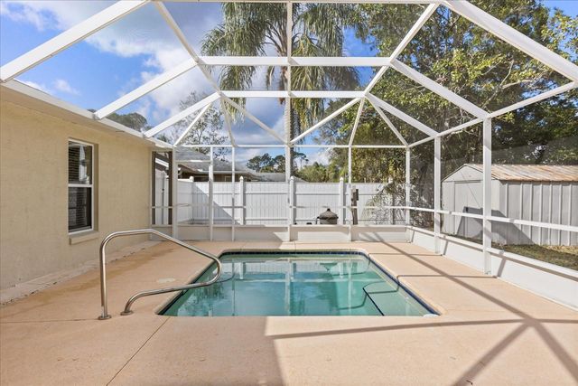 33 BANNERWOOD LANE, Palm Coast, FL 32137