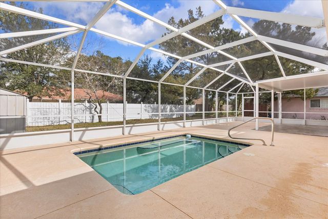 33 BANNERWOOD LANE, Palm Coast, FL 32137