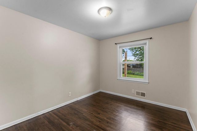 2063 Coral Lane, Eagan, MN 55122