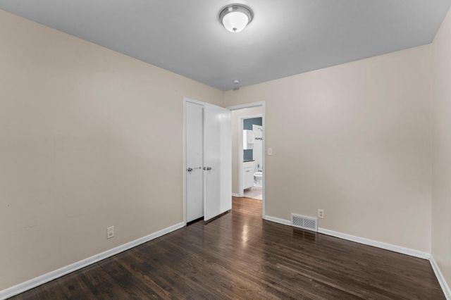 2063 Coral Lane, Eagan, MN 55122
