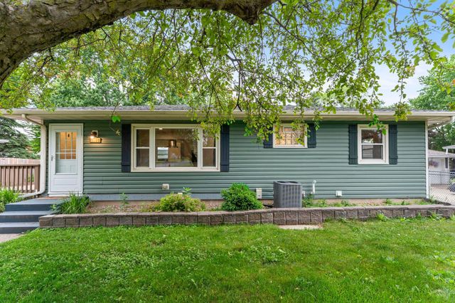 2063 Coral Lane, Eagan, MN 55122