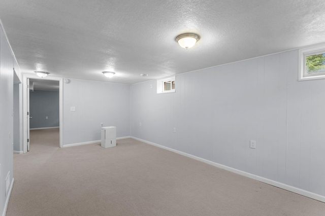 2063 Coral Lane, Eagan, MN 55122