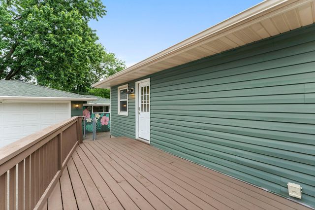 2063 Coral Lane, Eagan, MN 55122