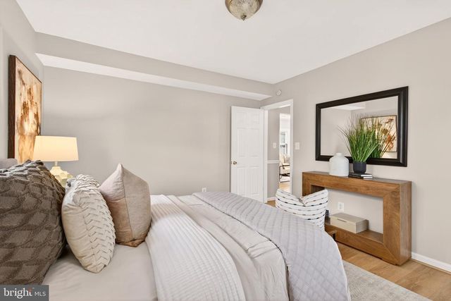 2800 CAMERON RD, Falls Church, VA 22042