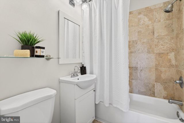 2800 CAMERON RD, Falls Church, VA 22042