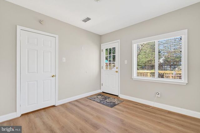 2800 CAMERON RD, Falls Church, VA 22042