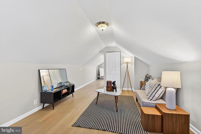 2800 CAMERON RD, Falls Church, VA 22042