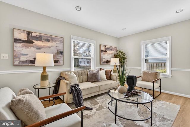 2800 CAMERON RD, Falls Church, VA 22042