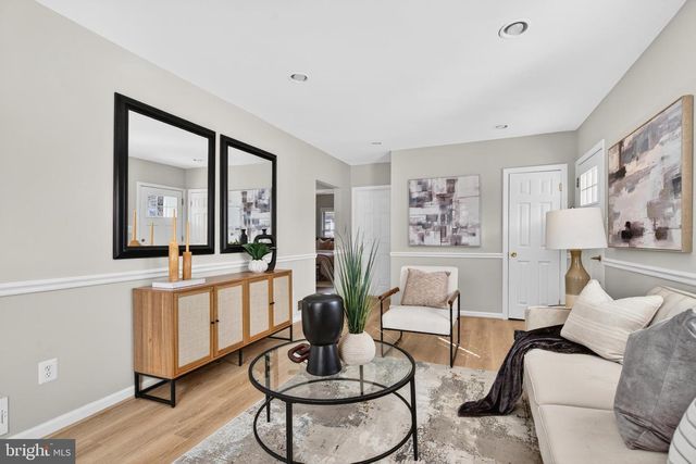 2800 CAMERON RD, Falls Church, VA 22042