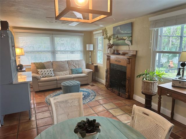 357 MAGNOLIA PLACE, Debary, FL 32713