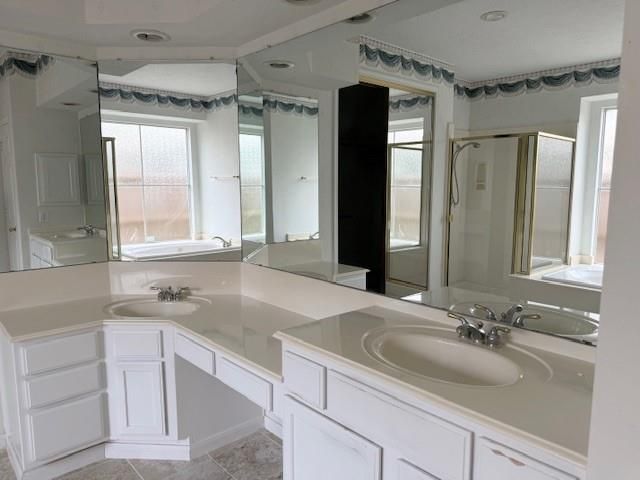 3607 Emerald Falls Drive, Houston, TX 77059