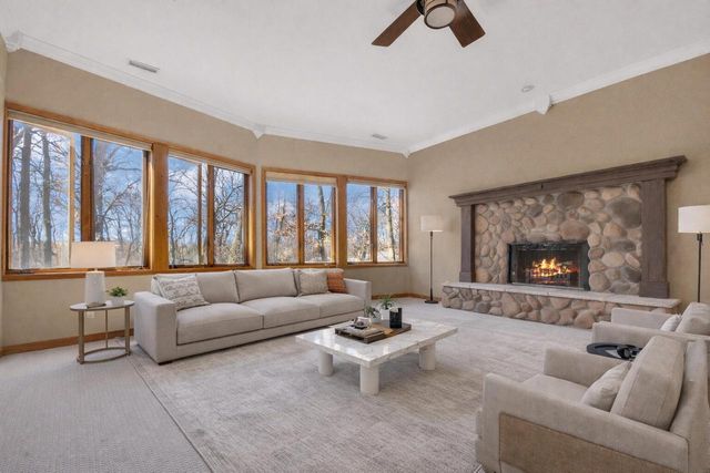 N1548 Wooddale DRIVE, Lake Geneva, WI 53147