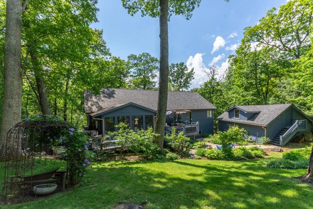 N1548 Wooddale DRIVE, Lake Geneva, WI 53147