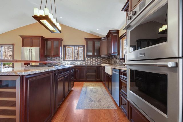 N1548 Wooddale DRIVE, Lake Geneva, WI 53147