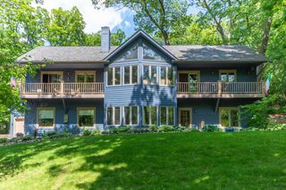 N1548 Wooddale DRIVE, Lake Geneva, WI 53147