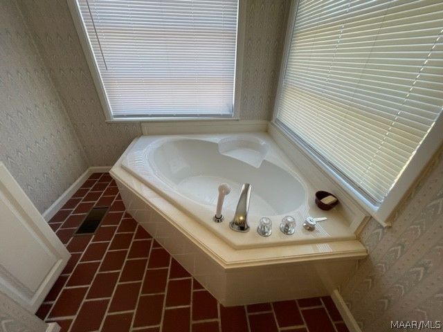 2 Brookside Drive, Wetumpka, AL 36092