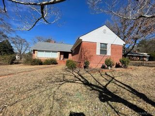 2 Brookside Drive, Wetumpka, AL 36092