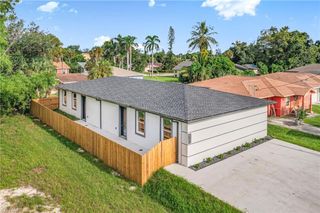 2103 French ST, Fort Myers, FL 33916