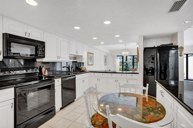 9530 Alcazar Lane 9530, Davie, FL 33324