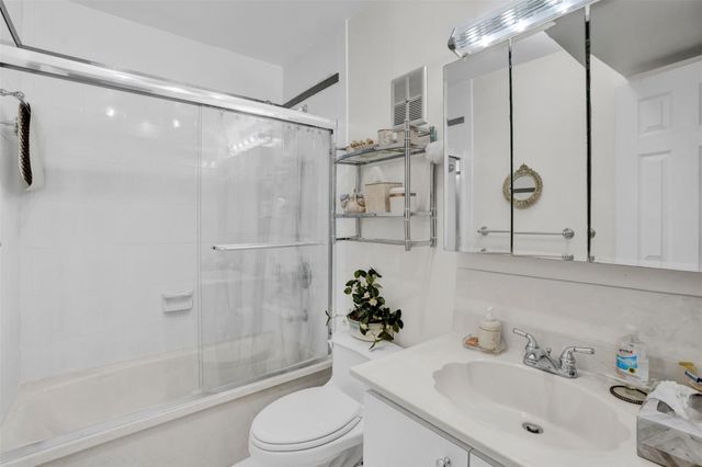 9530 Alcazar Lane 9530, Davie, FL 33324