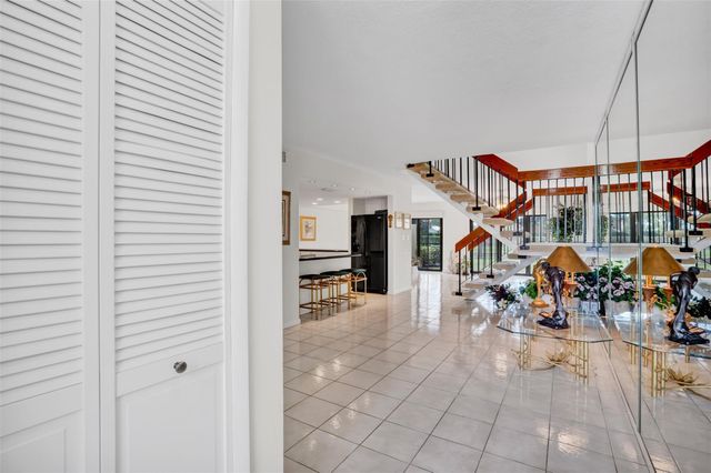 9530 Alcazar Lane 9530, Davie, FL 33324