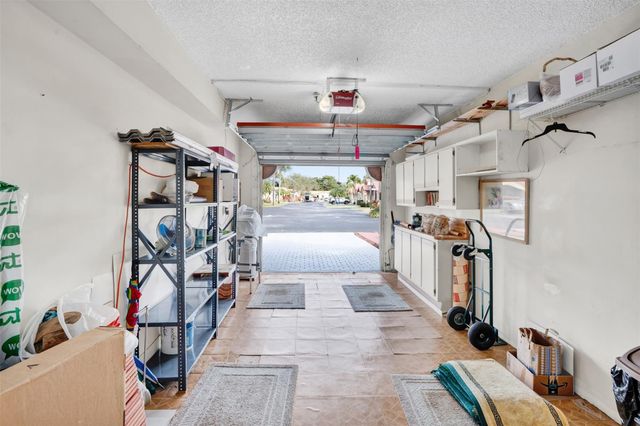 9530 Alcazar Lane 9530, Davie, FL 33324