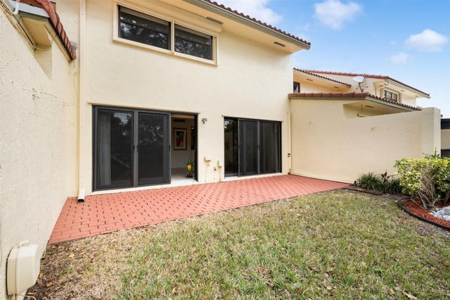 9530 Alcazar Lane 9530, Davie, FL 33324