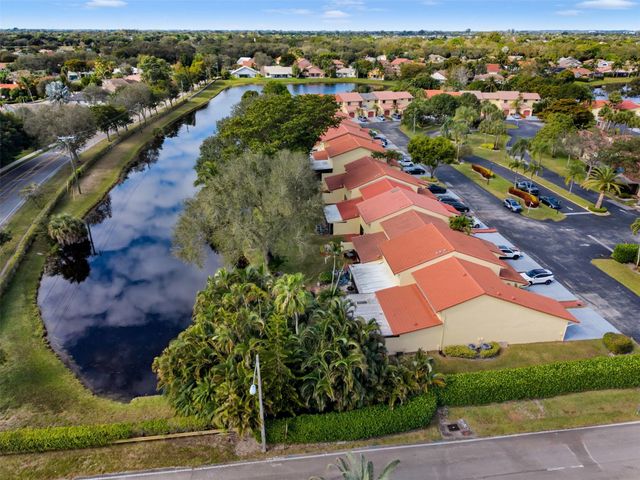9530 Alcazar Lane 9530, Davie, FL 33324