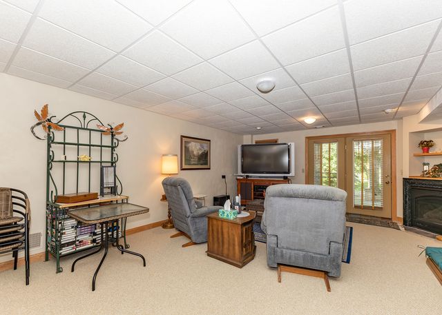 858 45th Avenue, East Moline, IL 61244