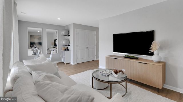 20 FOREST PARK DR, Waretown, NJ 08758