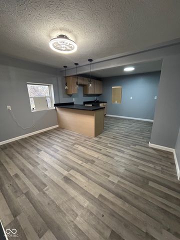 2729 S Lyons Avenue, Indianapolis, IN 46241