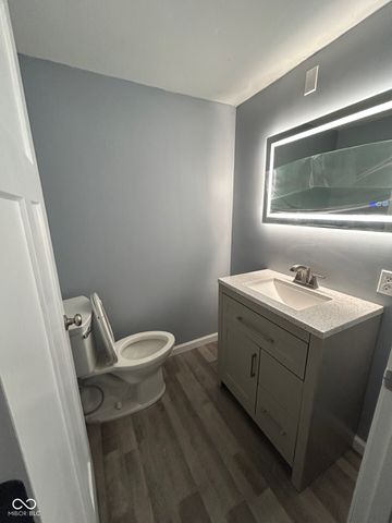 2729 S Lyons Avenue, Indianapolis, IN 46241