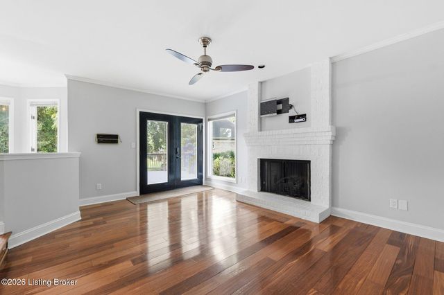 7642 Deer Meadow Dr, Louisville, KY 40241