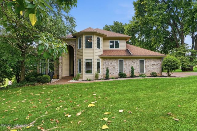 7642 Deer Meadow Dr, Louisville, KY 40241