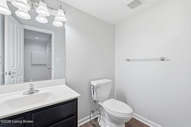 7642 Deer Meadow Dr, Louisville, KY 40241